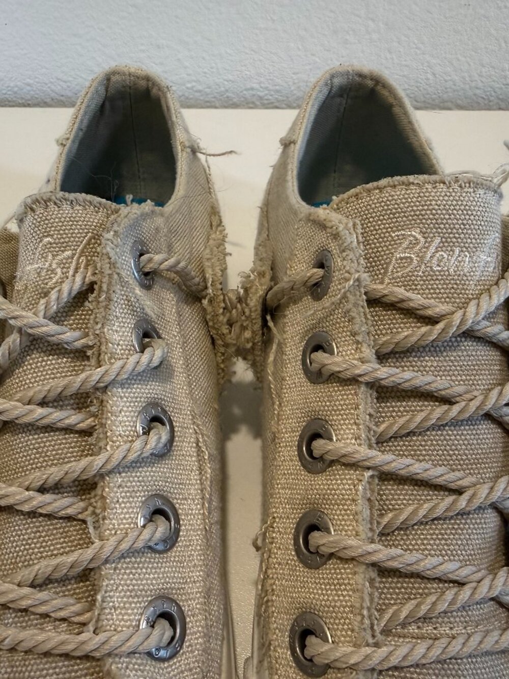 Blowfish - Women's slip-on sneakers